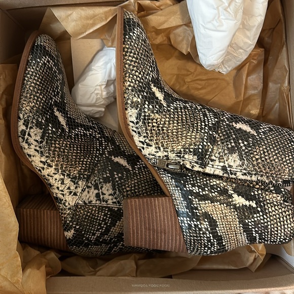 Madewell leather boots, NWT, size 8 - Picture 4 of 6